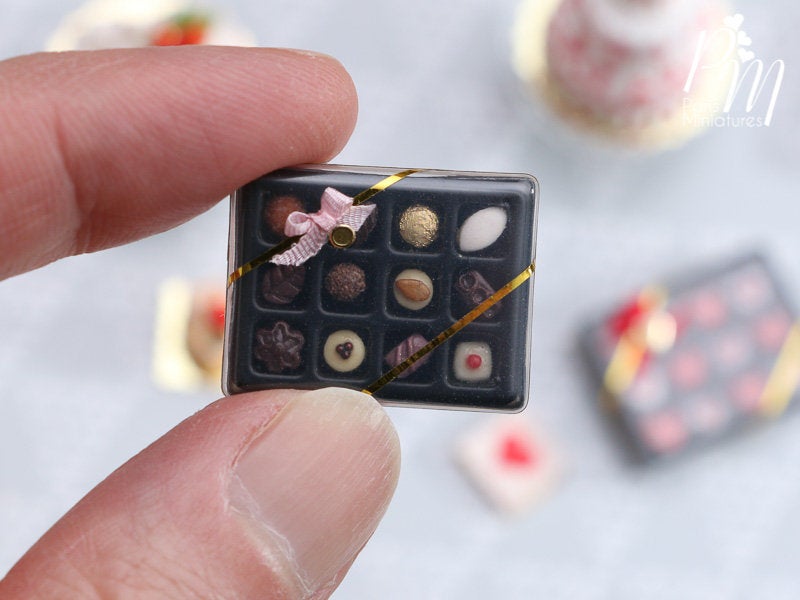 Valentines Box Of 12 Miniature Chocolates Handmade Miniature Paris Miniatures 0904