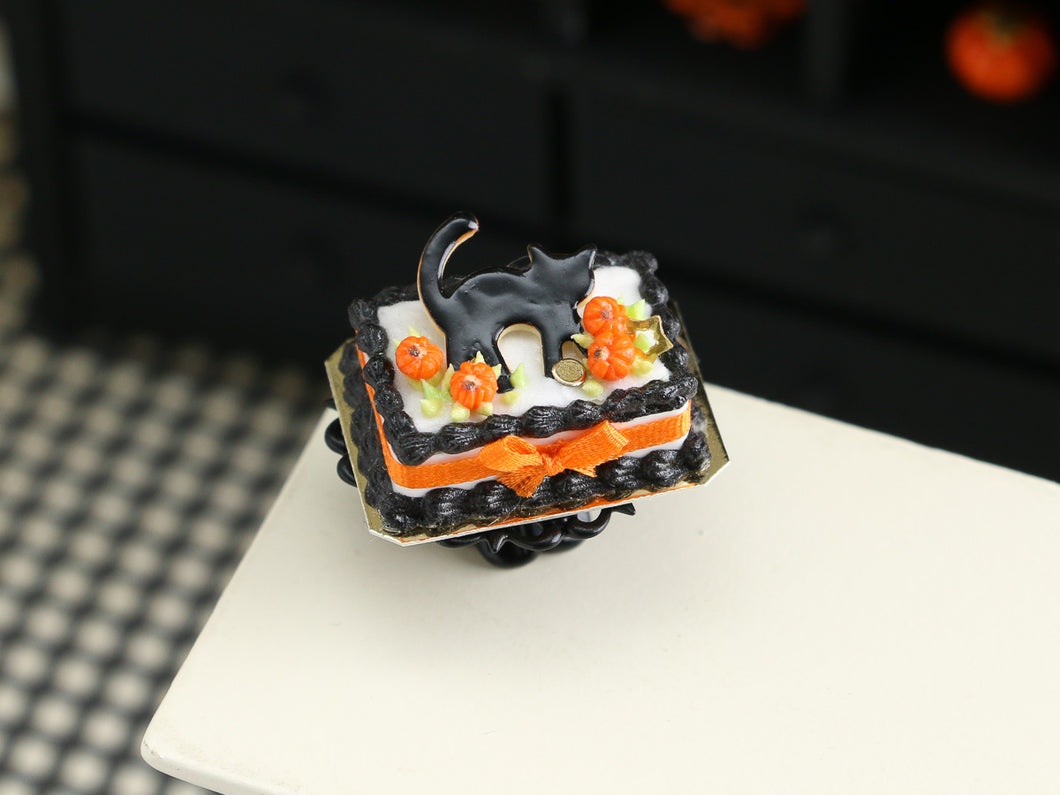 Black Cat Halloween Cake - 1:12 Scale Miniature Food for Dollhouses