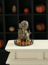 Load image into Gallery viewer, Bust of Elegant Lady and Butterflies, Under Removable Glass Dome - 1:12 Scale Miniature Decoration for Dollhouses