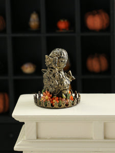 Bust of Elegant Lady and Butterflies, Under Removable Glass Dome - 1:12 Scale Miniature Decoration for Dollhouses