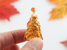 Load image into Gallery viewer, Autumn Marquise Cake &quot;Penelope&quot; - Handmade Miniature Dollhouse Food