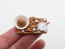 Load image into Gallery viewer, Cinnamon Star Cookies Preparation Board - Handmade Miniature Food For Dollshouse