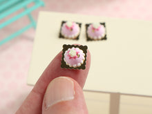 Load image into Gallery viewer, Pink Princess Dome Cake with Rose Decoration - Individual Pastry - Handmade miniature dollhouse food