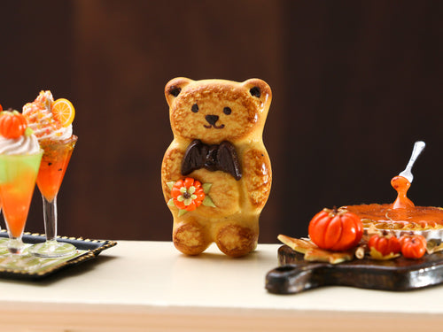 Super Cute Teddy Bear Cake for Autumn and Halloween - Handmade Miniature Food