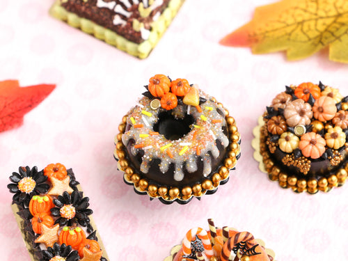 Glow-in-the-dark Autumn Savarin Cake - Handmade Autumn Miniature Food