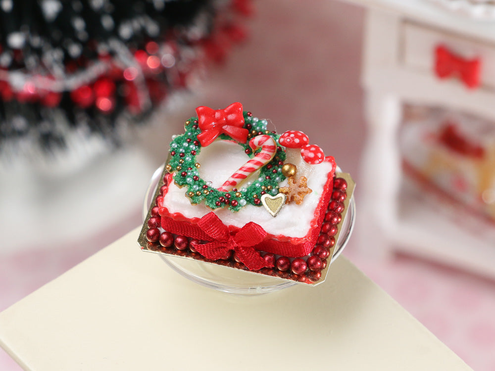 Christmas Wreath Cake - Handmade Miniature Dollhouse Food