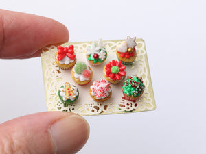 Christmas Cupcakes - Handmade Miniature Dollhouse Food