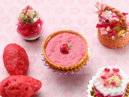 Pink Praline Tart (Tarte aux Pralines Roses) - Handmade Miniature Food