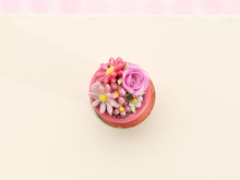 Load image into Gallery viewer, Floral Cake (Rose, Marguerite) In Pink Flower Pot - Handmade Miniature Food