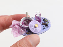 Load image into Gallery viewer, Miniature preparation board - making jam - OOAK - handmade dollhouse miniature
