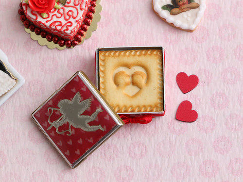 Shortbread Biscuit Tin Gift for Valentine's Day - Kissing Couple - Handmade Miniature Food for Dollhouses