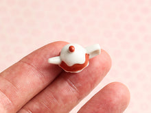 Load image into Gallery viewer, Cupcake Teapot - Miniature decoration for Dollhouses