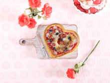 Load image into Gallery viewer, 1:12 Scale Miniature Heart-shaped Pizza on Wooden Board with Knife - Dollhouse Food