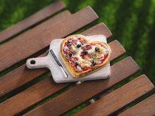 Load image into Gallery viewer, 1:12 Scale Miniature Heart-shaped Pizza on Wooden Board with Knife - Dollhouse Food