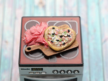 Load image into Gallery viewer, 1:12 Scale Miniature Heart-shaped Pizza on Wooden Board with Towel - Dollhouse Food