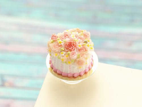 Vintage Cake (E) - Handmade Miniature Dollhouse Food