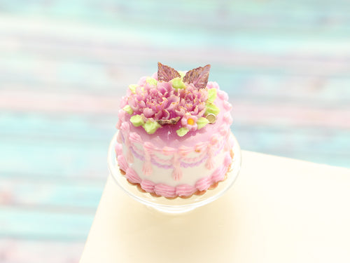 Vintage Cake (F) - Handmade Miniature Dollhouse Food