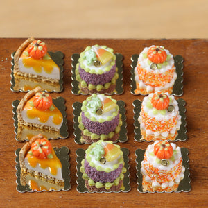 Candy Corn and Frog Genoise Individual Pastry for Autumn Halloween - 12th Scale miniature