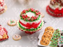 Load image into Gallery viewer, Festive Cake Decorated with Christmas Wreath Design - Miniature Food