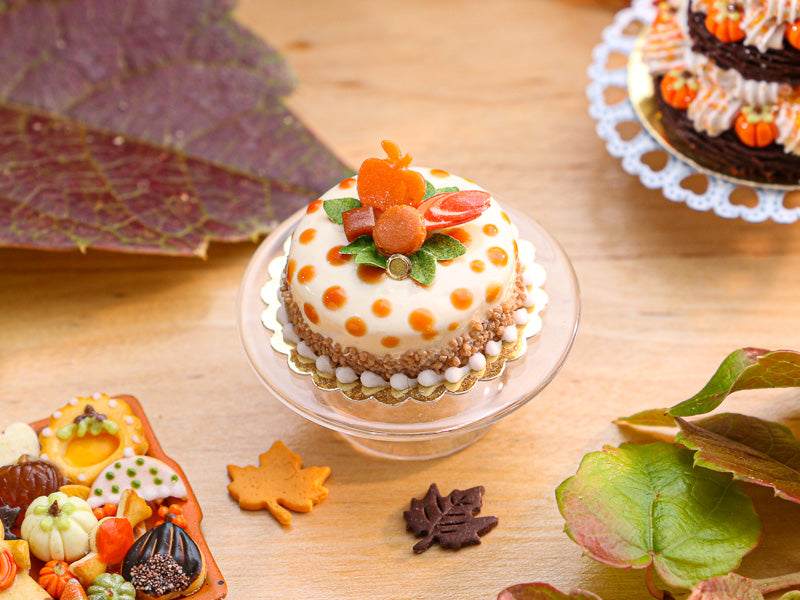 Caramel and Apple Cake for Fall / Autumn - Miniature Food
