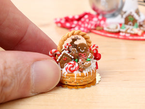 Christmas Basket Cake Filled with Gingerbread Treats - Miniature Food