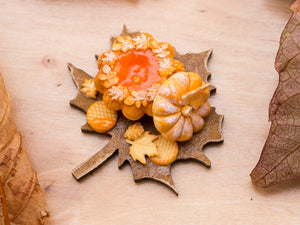 Autumn Pumpkin-Shaped Brioche on Leaf-Shaped Board | Miniature Food