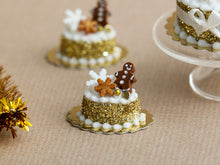 Load image into Gallery viewer, Gingerbread Man Golden Christmas Pastry - Miniature Food