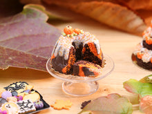 Load image into Gallery viewer, Marble Effect Kouglof Cake (Cut with Slice) for Fall / Autumn - Miniature Food