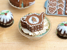 Load image into Gallery viewer, Christmas Gingerbread Millefeuille Teapot Cake (Gingerbread Man) - Miniature Food
