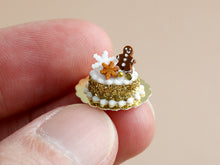 Load image into Gallery viewer, Gingerbread Man Golden Christmas Pastry - Miniature Food