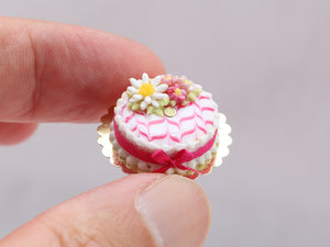 Cake with Daisy and Pink Feathered Icing - OOAK - Handmade Miniature Food