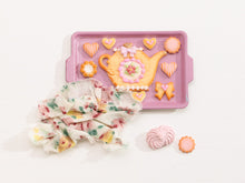 Load image into Gallery viewer, Cute cookies display (teapot, hearts, bow…) with tea cloth  – Miniature Food