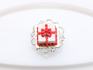 Wrapped Christmas Gift Cake - 12th Scale Dollhouse Miniature Food