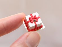 Load image into Gallery viewer, Wrapped Christmas Gift Cake - 12th Scale Dollhouse Miniature Food