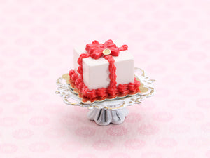 Wrapped Christmas Gift Cake - 12th Scale Dollhouse Miniature Food
