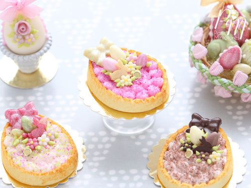 White Chocolate Cream Tarte – Egg-Shaped decorated with Easter Eggs, Bunny, Blossoms