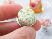 Load image into Gallery viewer, Classic &#39;Forget-Me-Not&#39; Hand-piped Cake - Miniature Food