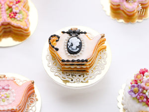 Pink Cookie Teapot-shaped Millefeuille with Black and White Cameo Decoration - Miniature Food