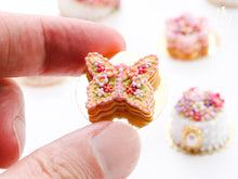 Load image into Gallery viewer, Butterfly-shaped Millefeuille Sablé (French Biscuit) Decorated with Pink Blossoms