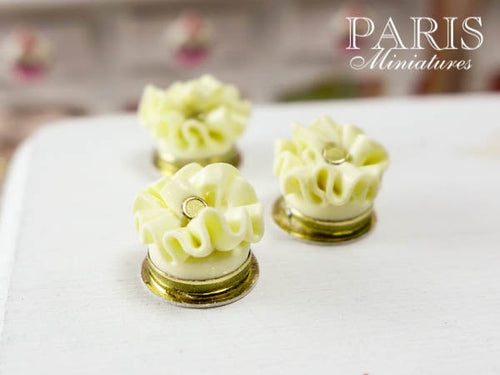 Feuille d'Automne - French White Chocolate Ruffle Cake (Small) - Miniature Food in 12th Scale