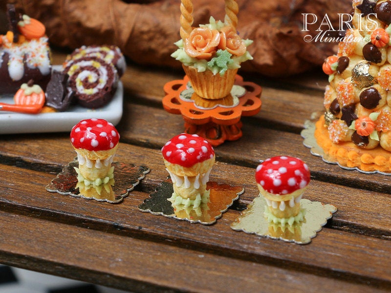 Fantasy Toadstool Religieuse for Autumn/Fall - Miniature Food