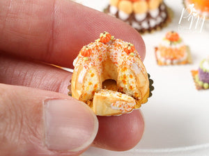 Pumpkin Kouglof with Fruity Filling and Slice - Miniature Food