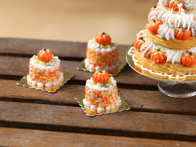 Pumpkin Genoise Pastry for Autumn/Fall/Halloween - 12th Scale French Miniature Food