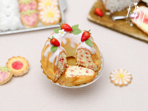 Strawberry Kouglof (Cut with Slice) - 12th Scale Miniature Food